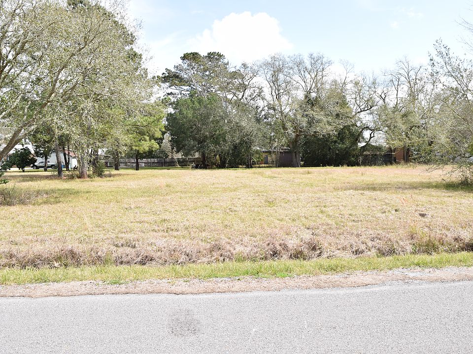 1st image of 908 South Luke Dr