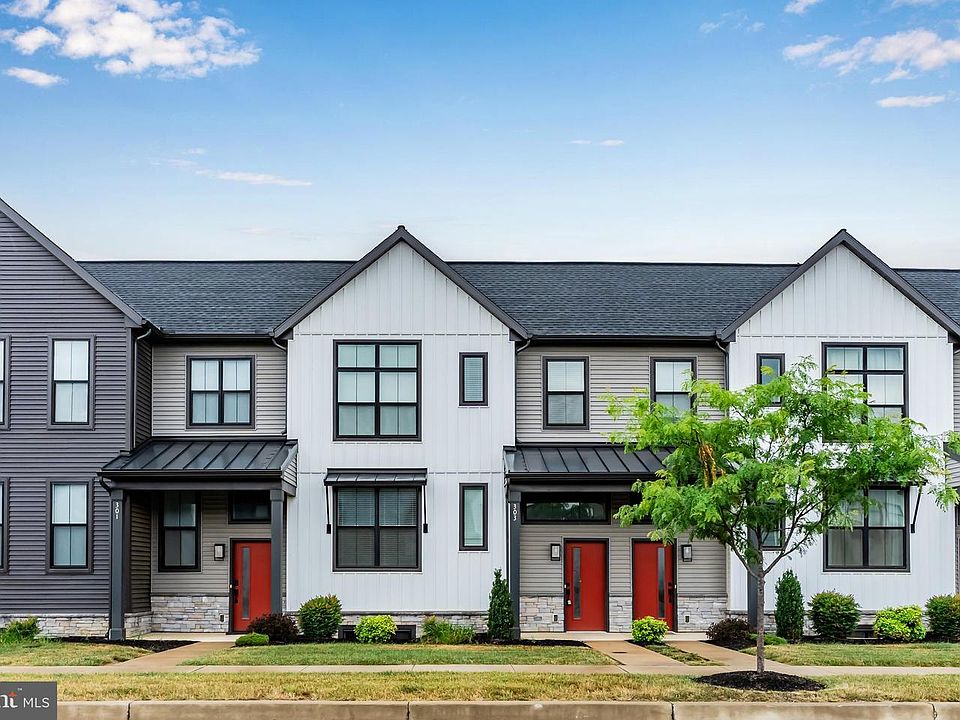 1st image of 303 Estate Dr