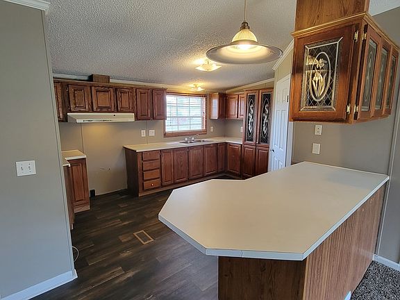 5th image of 107 Faison Dr