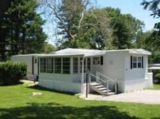 411 Old Colchester Rd, Uncasville, CT 06382