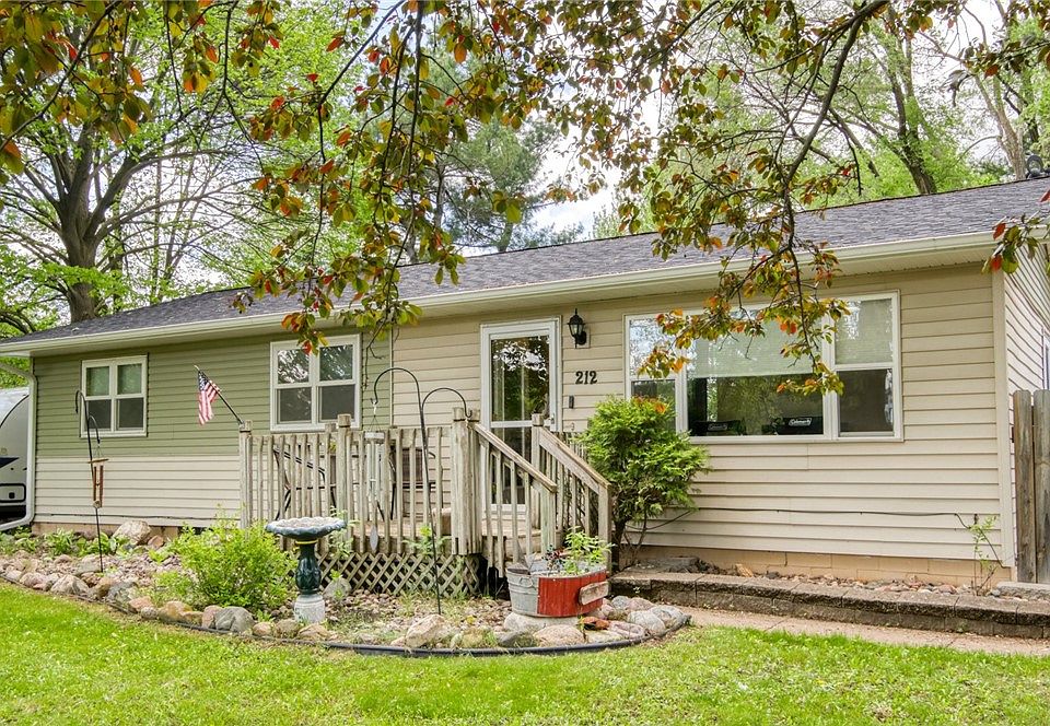 1st image of 212 Mound Park Drive