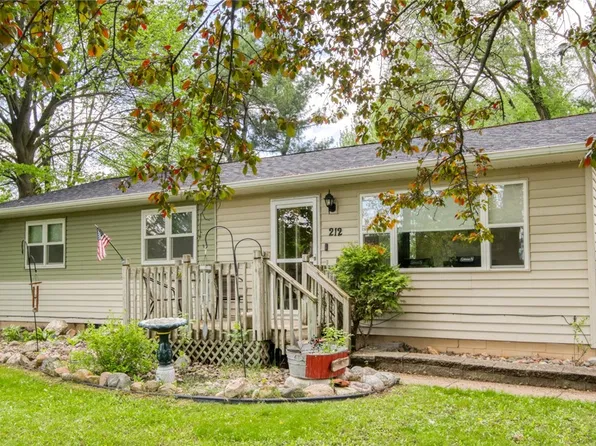 212 Mound Park Drive, Elk Mound, WI 54739