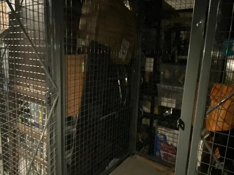 Storage 32x48x84