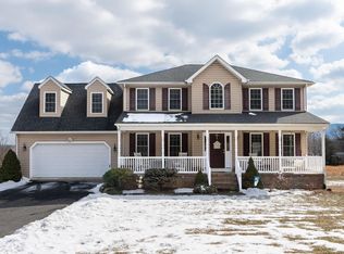 1016 Cold Springs Rd, Stuarts Draft, VA 24477