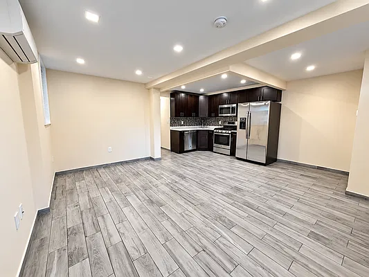 Living room, photo 1