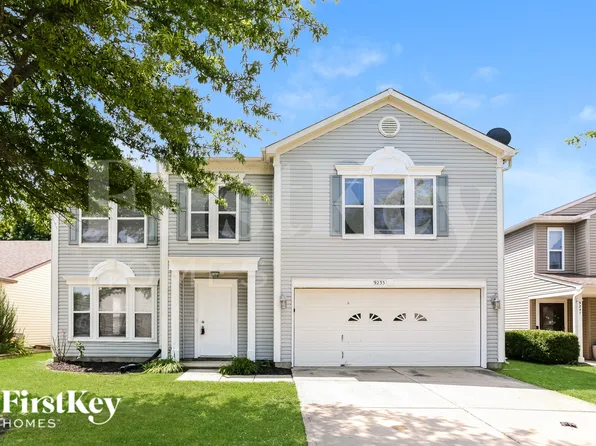 9235 W Rising Sun Dr, Pendleton, IN 46064