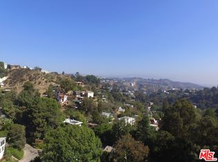 8511 Walnut Dr, Los Angeles, CA 90046