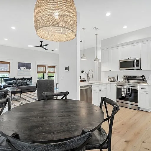 52 Summer Breeze Ln — Photo 11