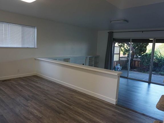 3rd image of 10226 Alpine Dr APT 3