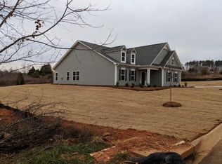 113 Coppermine Dr, Easley, SC 29642