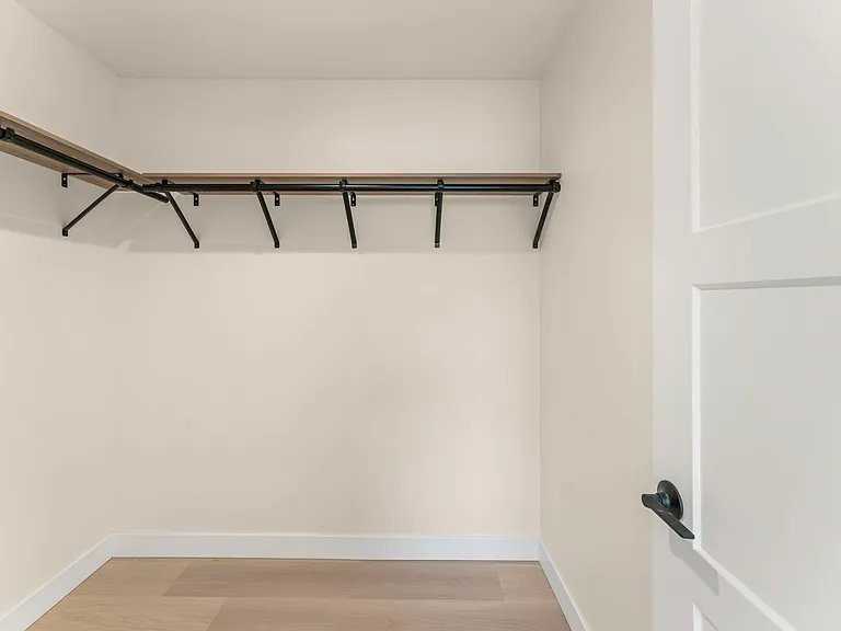 3288 Logan Ave #1 — Photo 14