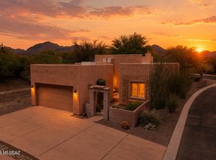 123 Geary Rd, Tubac, AZ 85646