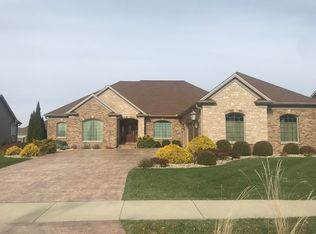4814 Chestnut Grove Dr, Champaign, IL