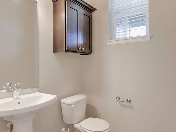 4th image of 7705 52nd Ave NE