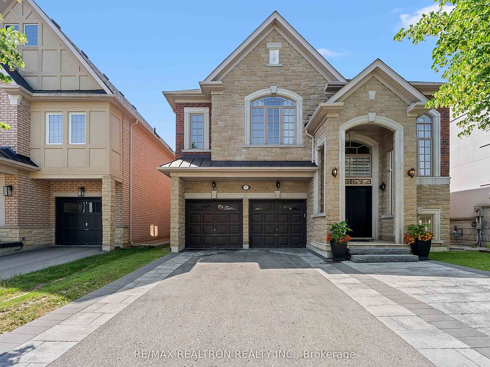 1st image of 7 Randolph Dr