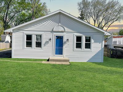 215 North Ave, Antioch, IL, 60002