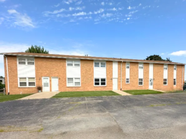 807 11th St #2, Charles City, IA 50616