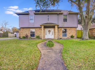1714 S Park Side Dr, Deer Park, TX 77536