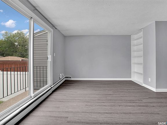 2nd image of 1625 Thompson Avenue