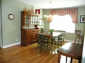 4th image of 256 Holly Cir