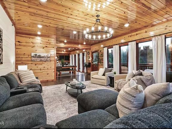 4th image of 3328 Smoky Ridge Way