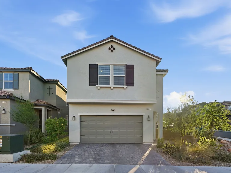 5407 Robinera Ct — Photo 1