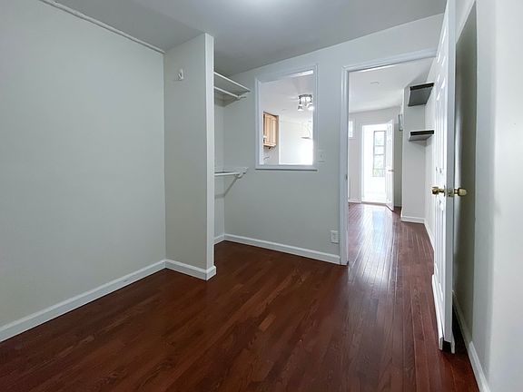 4th image of 518 E 6th St #12AA