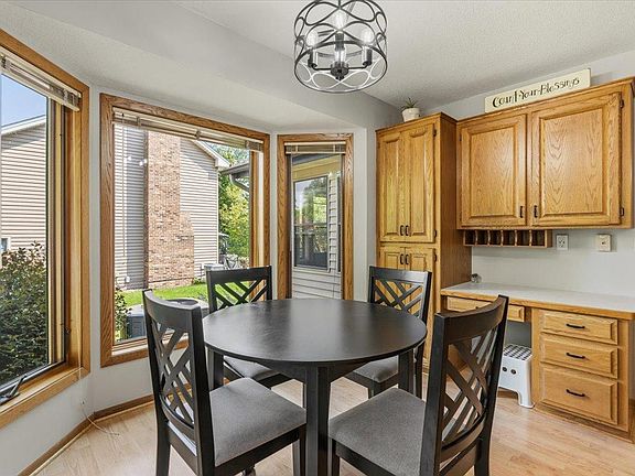 5th image of 1309 Fremont Ct