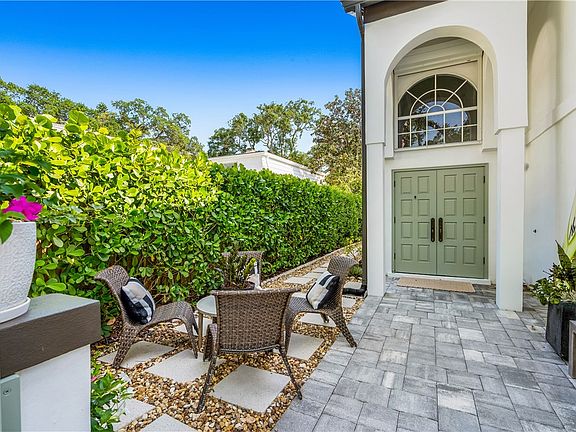 2nd image of 780 Bougainvillea Ln