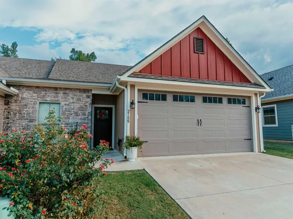 2155 Page Creek Trl, Longview, TX 75601