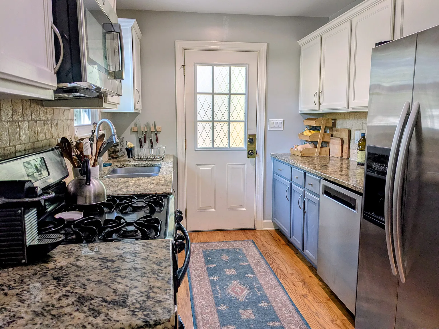 3 bed, 1148 sqft, $2,700 — Photo 4