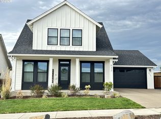 835 Reagan St, Mount Angel, OR