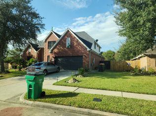 122 Mossey Oak Dr, Baytown, TX 77520