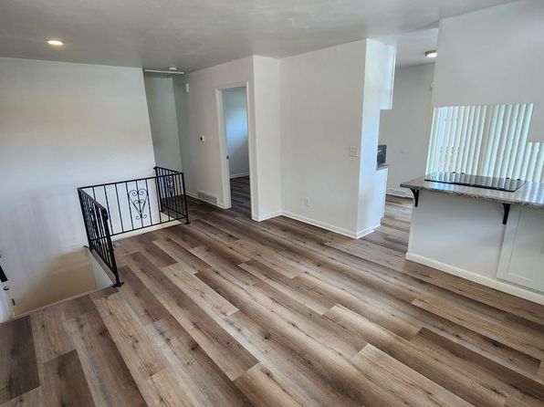 860-892 Utica St #860