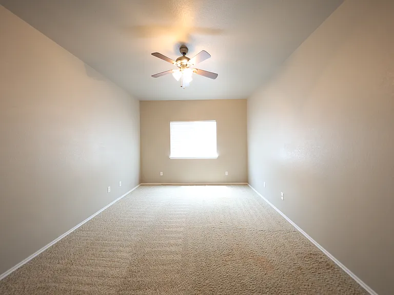 2203 Ryan Dr — Photo 27