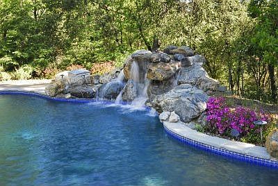 2nd image of 1030 N Circle Dr