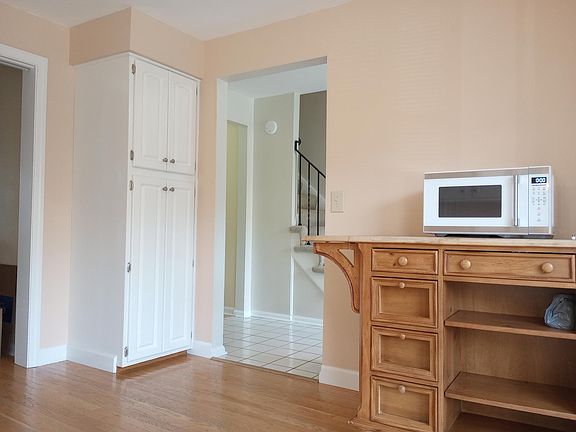 Kitchen looking into foyer