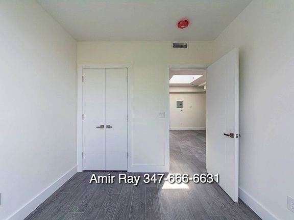 3rd image of 609 Saint Johns Pl APT 4
