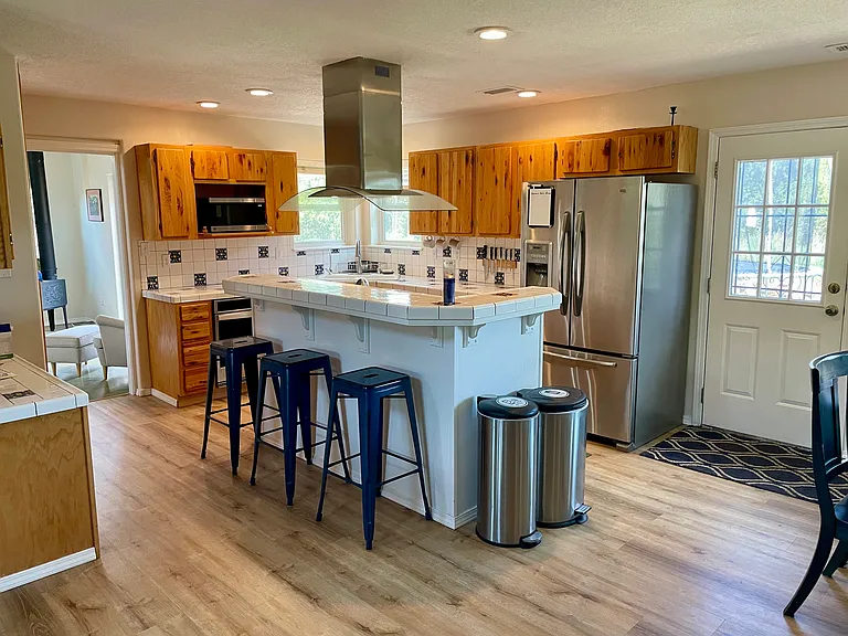 61 Harms Rd — Photo 8