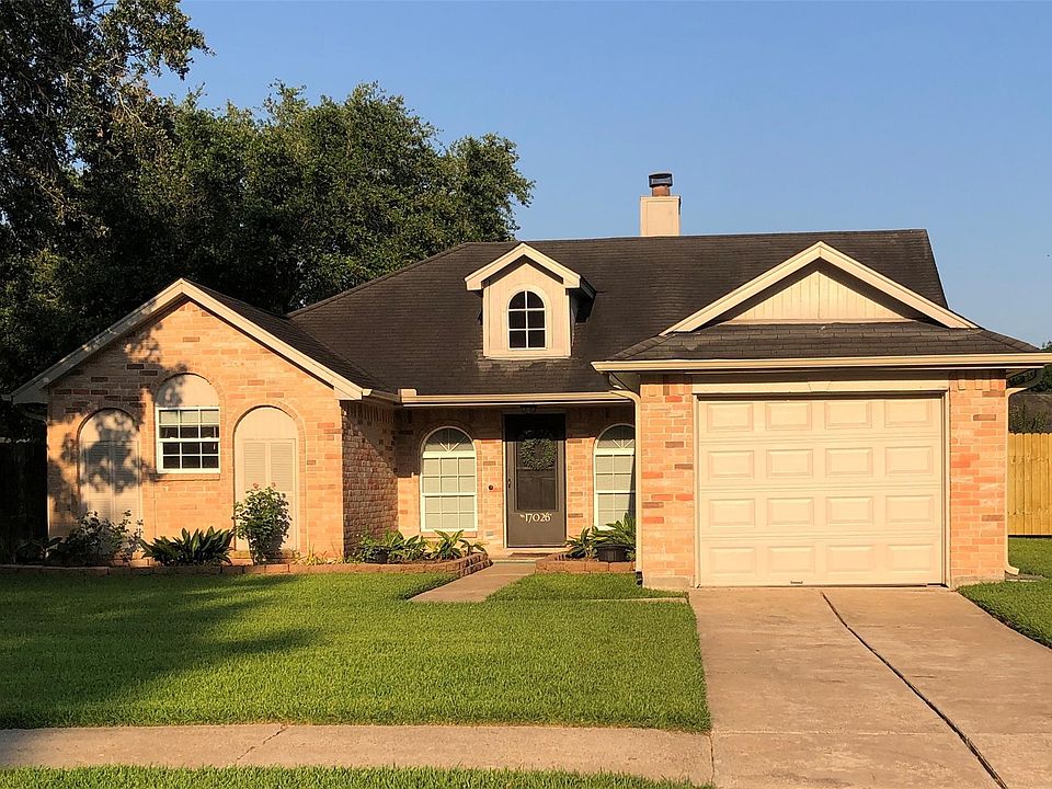 1st image of 17026 Dusty Mill Dr W