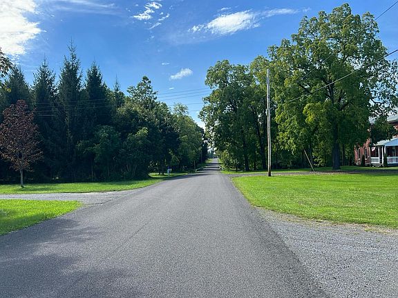 4th image of 9048 Pearson Rd