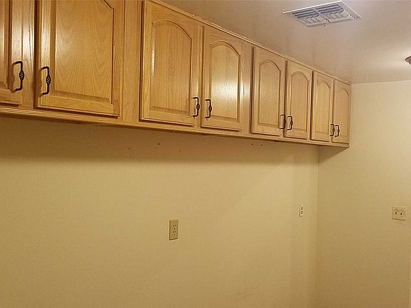 5th image of 99 Park Ave Unit 305