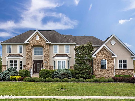 3rd image of 1806 Charlton Circle