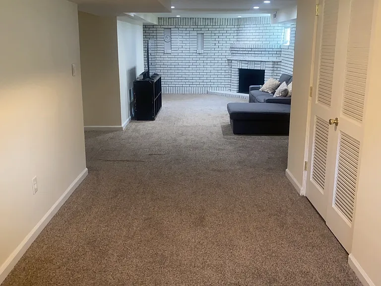 6215 Auth Rd — Photo 21