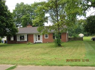 15111 Lima Rd, Fort Wayne, IN 46818