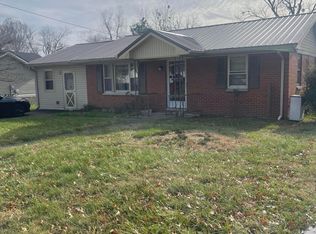 105 Davis St, Berea, KY 40403