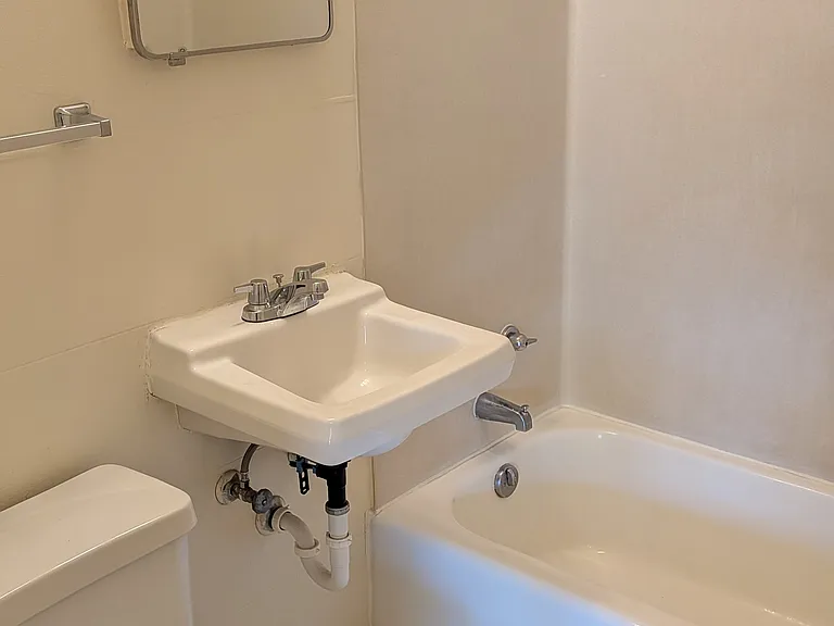 Greenlake South Shore — Photo 14