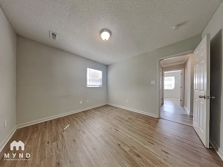 3400 Pine Meadow Dr — Photo 9