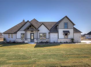 2034 Sunset Ridge Dr, Weatherford, TX 76087