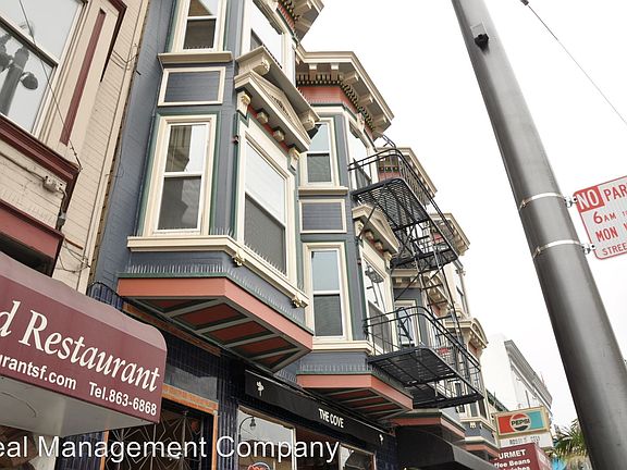 3rd image of 436 Castro St APT 1